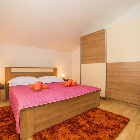 Apartments Saldun Trogir Exterior photo
